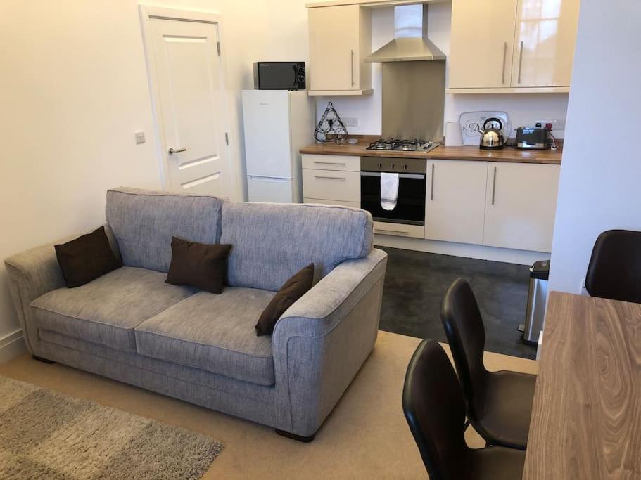 Fusilier Apartment Wrexham City Екстериор снимка
